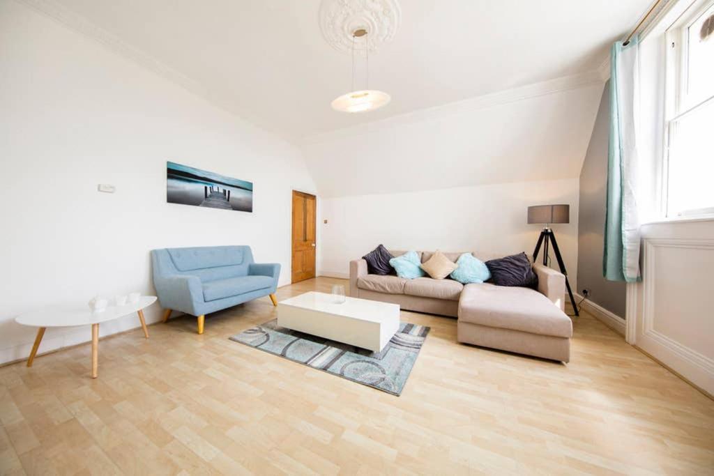 Clifton Spacious 3 Bed Apt & Parking - Simplycheckin Bristol Exterior foto