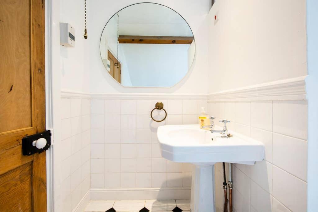 Clifton Spacious 3 Bed Apt & Parking - Simplycheckin Bristol Exterior foto