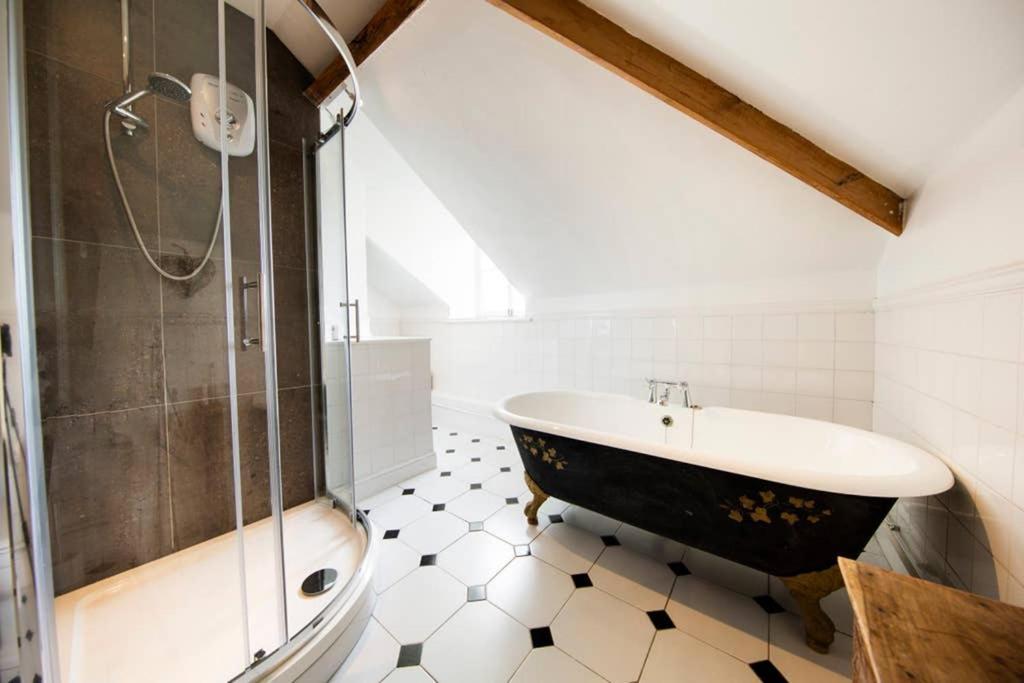 Clifton Spacious 3 Bed Apt & Parking - Simplycheckin Bristol Exterior foto